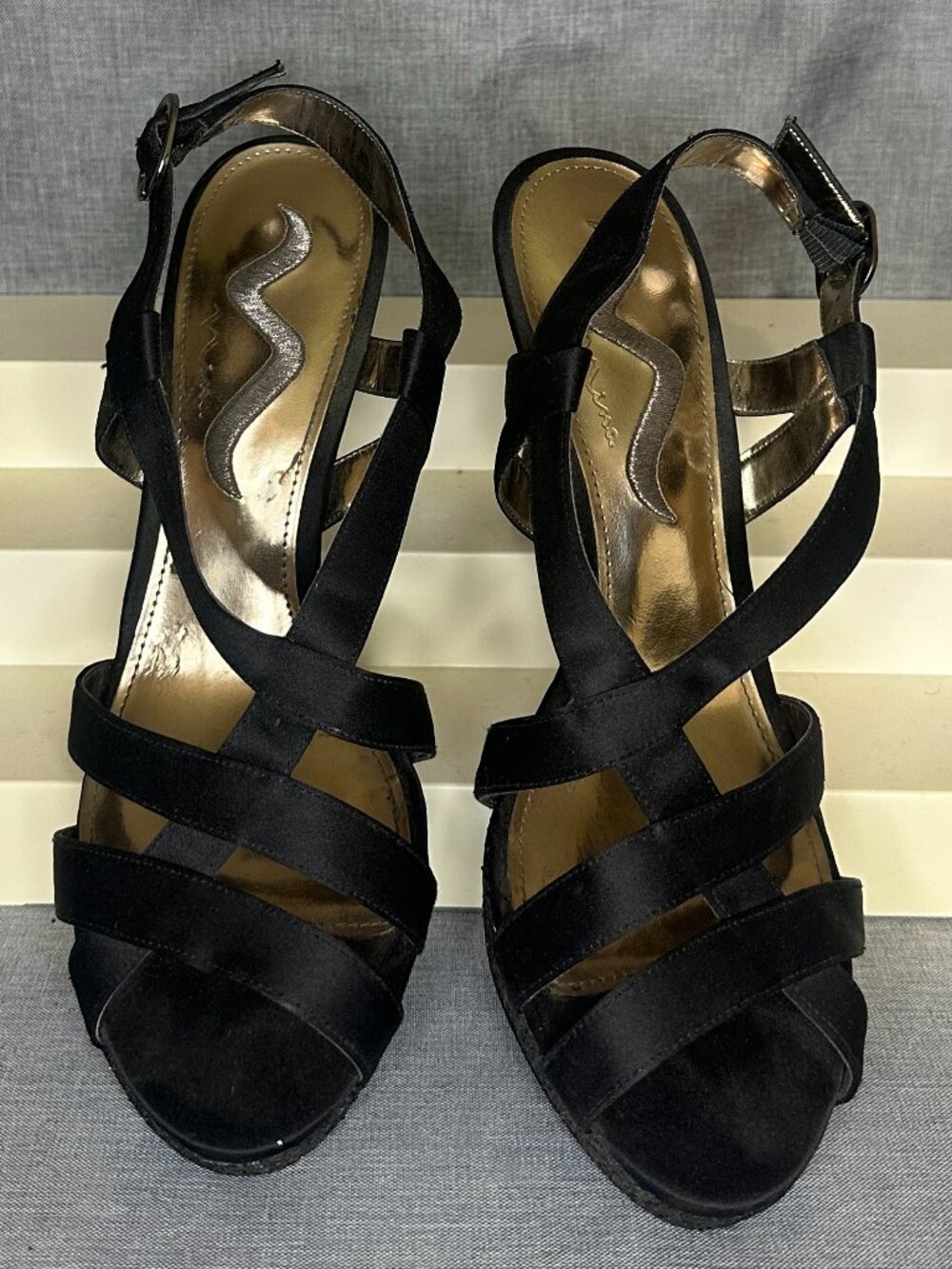 Nina Size 9M Heels glitter sling back satin heel leather Sole 4.5”